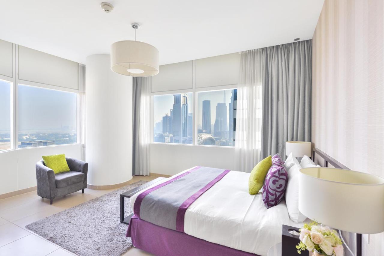 One Bedroom Deluxe Apartment